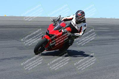 media/May-06-2024-Moto Forza (Mon) [[b33359f27d]]/3-Beginner/Session 2 (Bowl)/